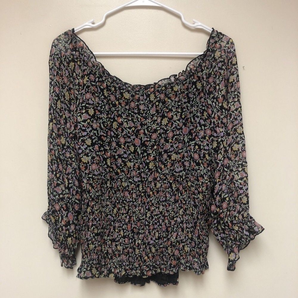 By Anthropologie Lucia Off Shoulder Floral Smocked Top Size Large Black - Picture 6 of 6